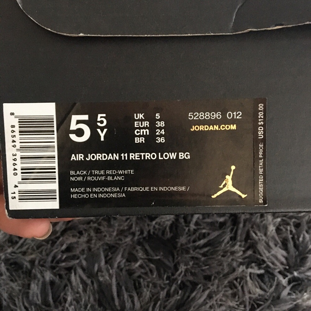 NIKE AIR JORDAN 11 RETRO LOW “BRED” - Picture 4 of 5